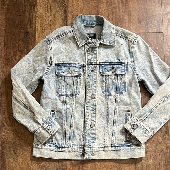 Abercrombie & Fitch Jackets & Blazers - Denim Jacket